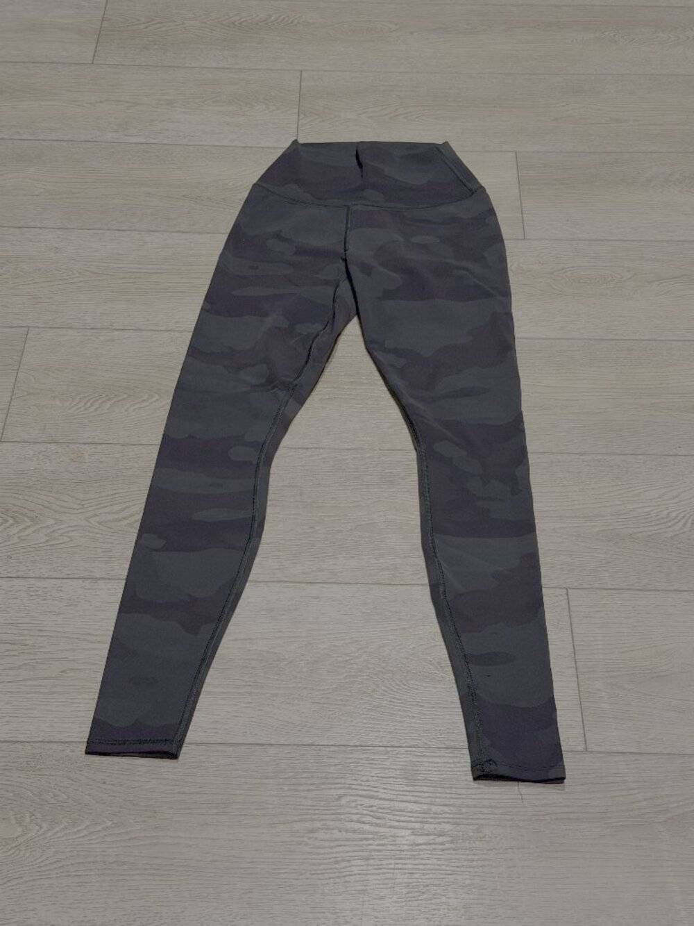 ALO Yoga Camo Leggins Pants XXS